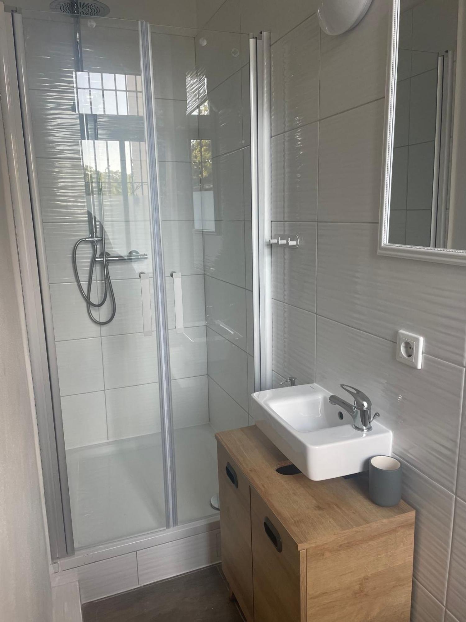 Appartement "Gudrun" Inklusive Parkplatz Halle  Exterior foto